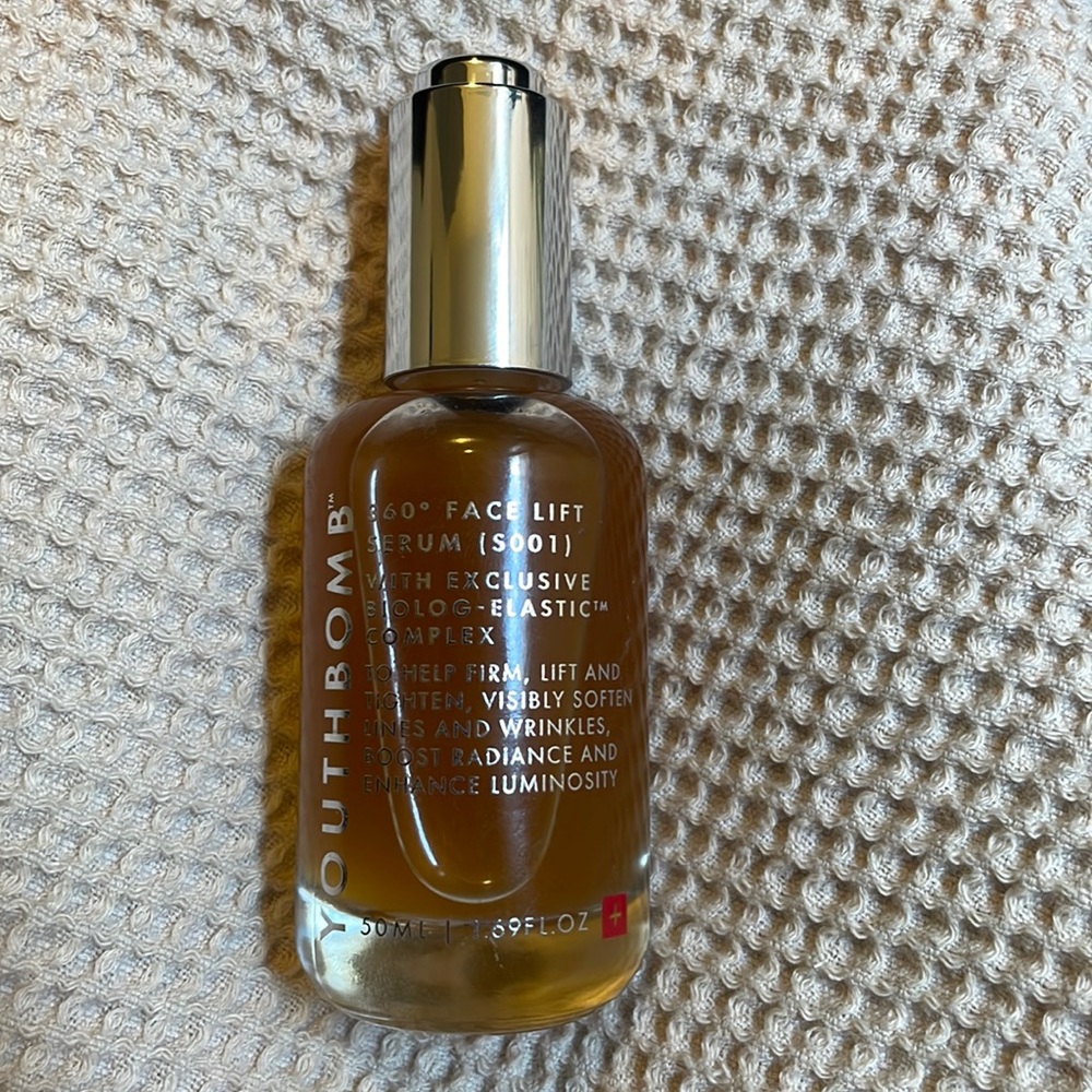 YouthBomb 360 Face Lift Serum by Beauty Pie